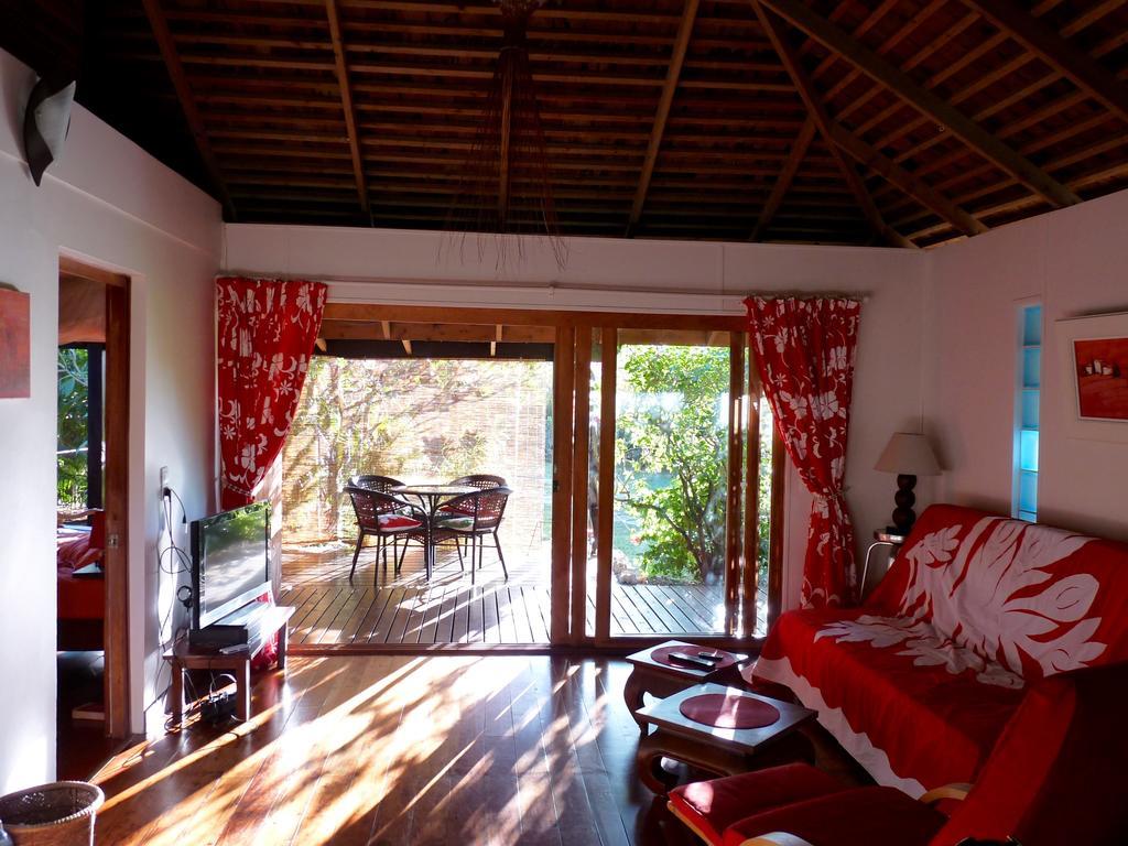 Poerani Moorea Exteriör bild