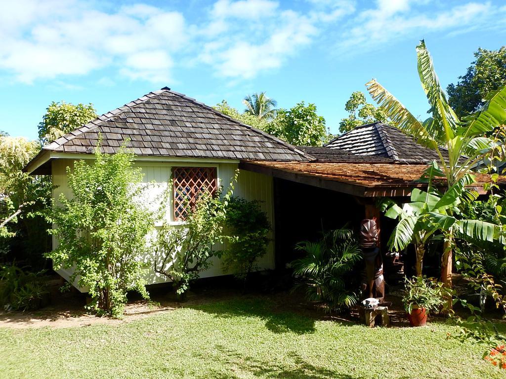 Poerani Moorea Exteriör bild
